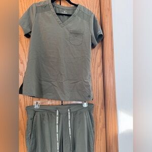 Med Couture Olive Scrub Set